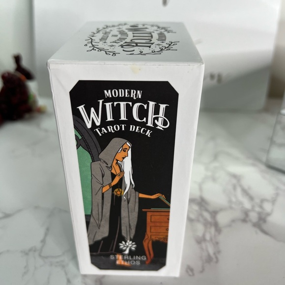 TAROT DECK (NEW)!!!  Ever used. SPECIAL DISCOUNT ‼️ - Picture 6 of 7